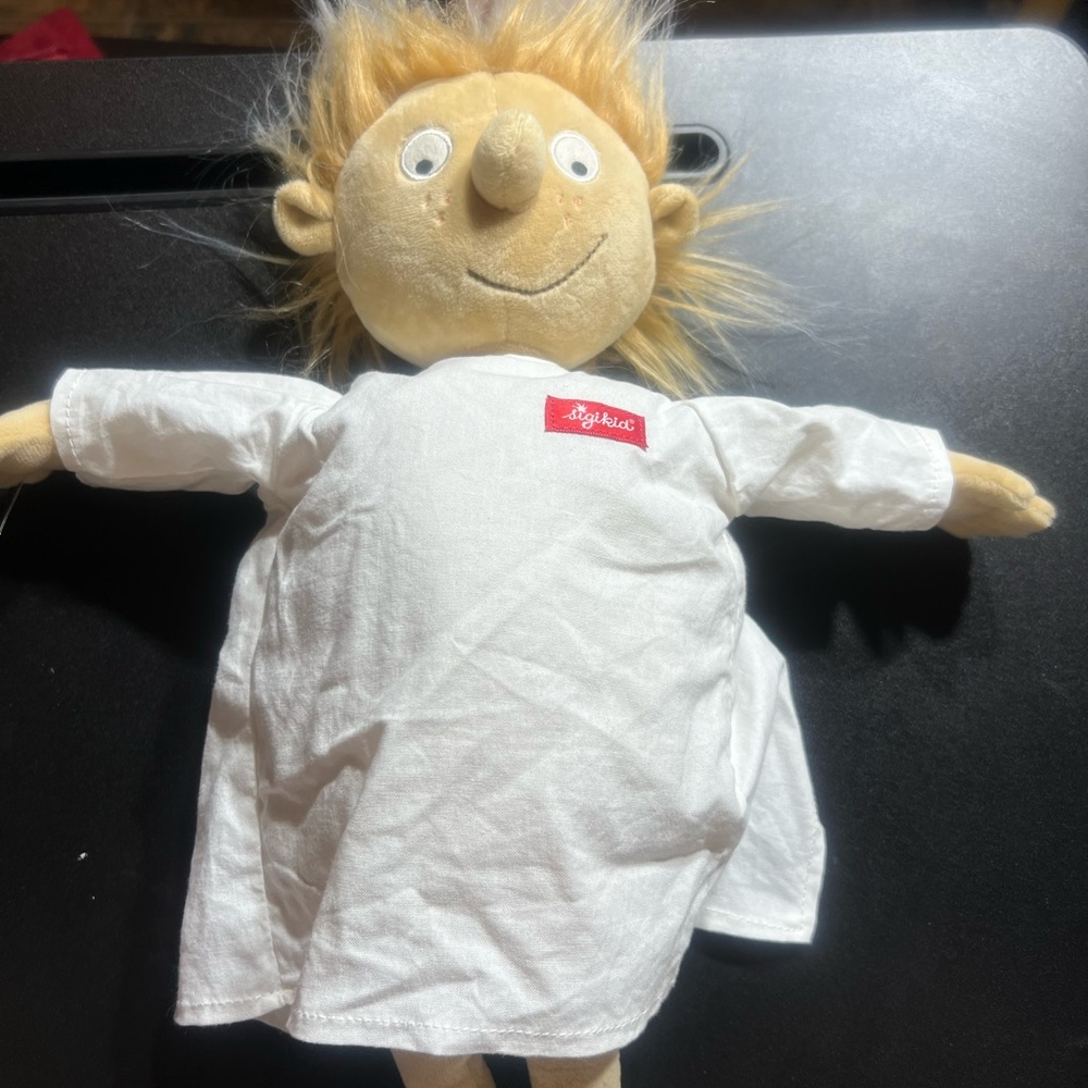 Sigikid Patient with removable internal organs.